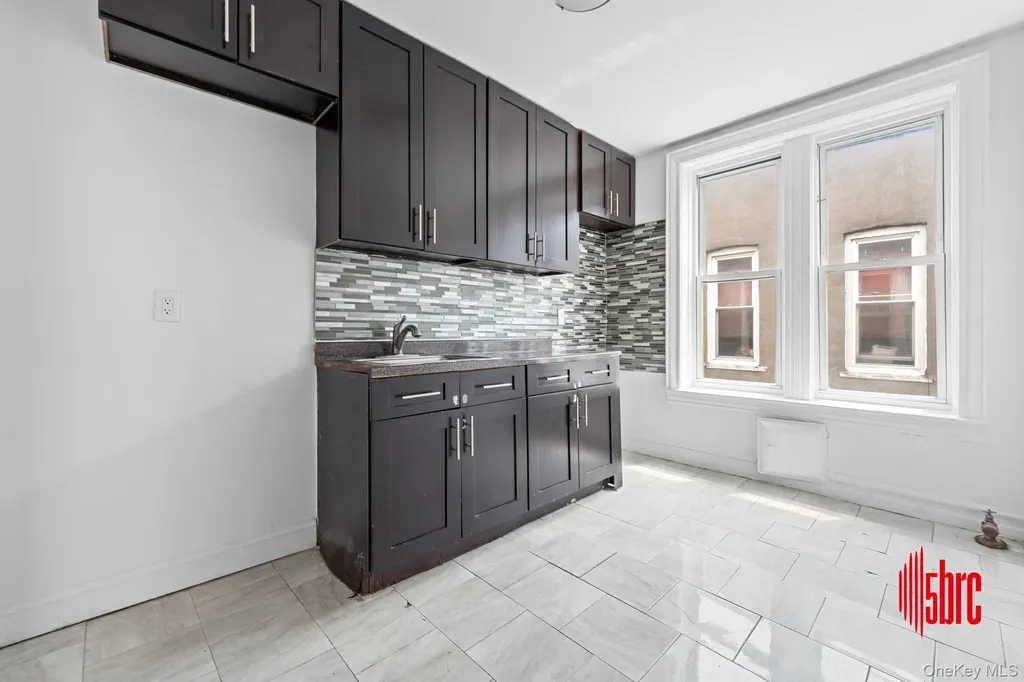255 E 55th Street Brooklyn NY 11203