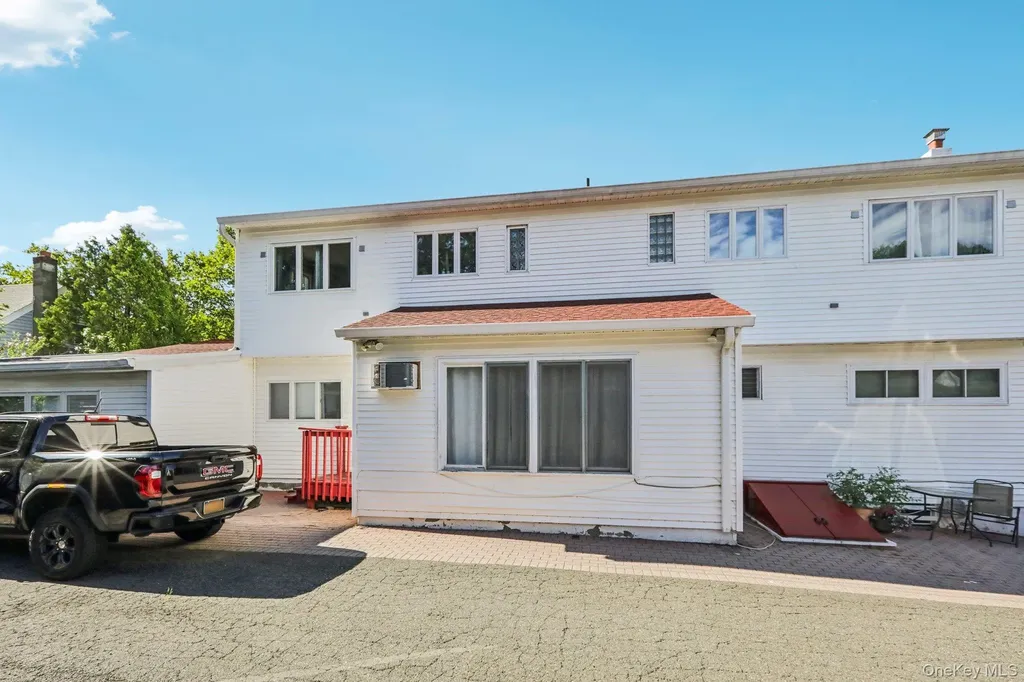 11 Ramapo Road Garnerville NY 10923