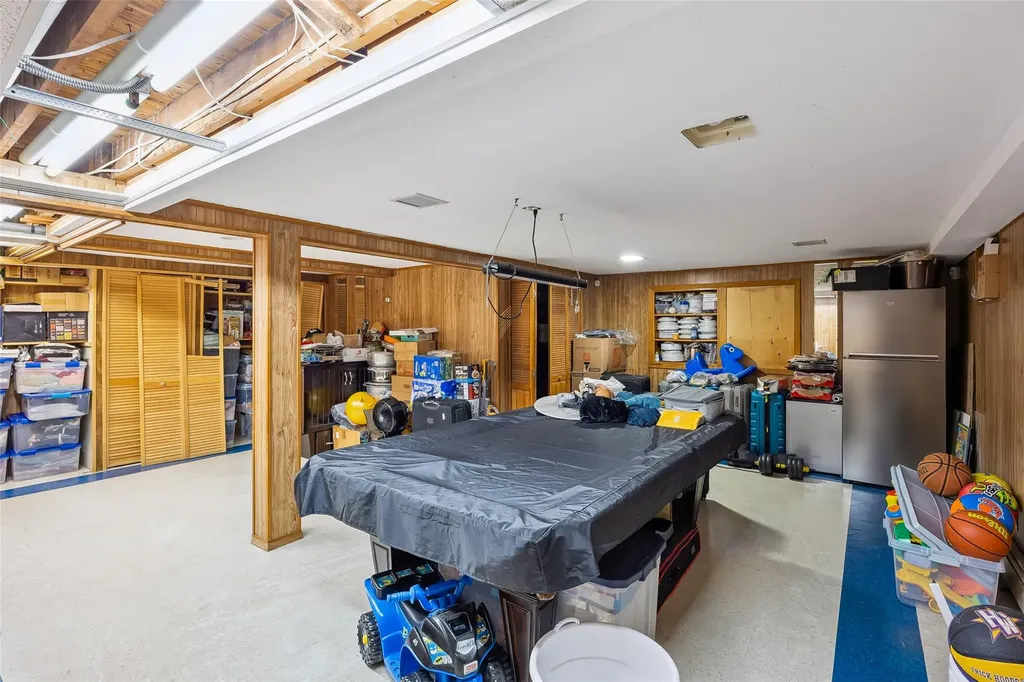 31 Morris Drive Syosset NY 11791