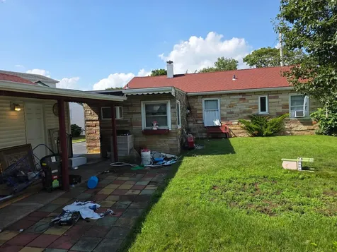 8 Reading Lane Bethpage NY 11714