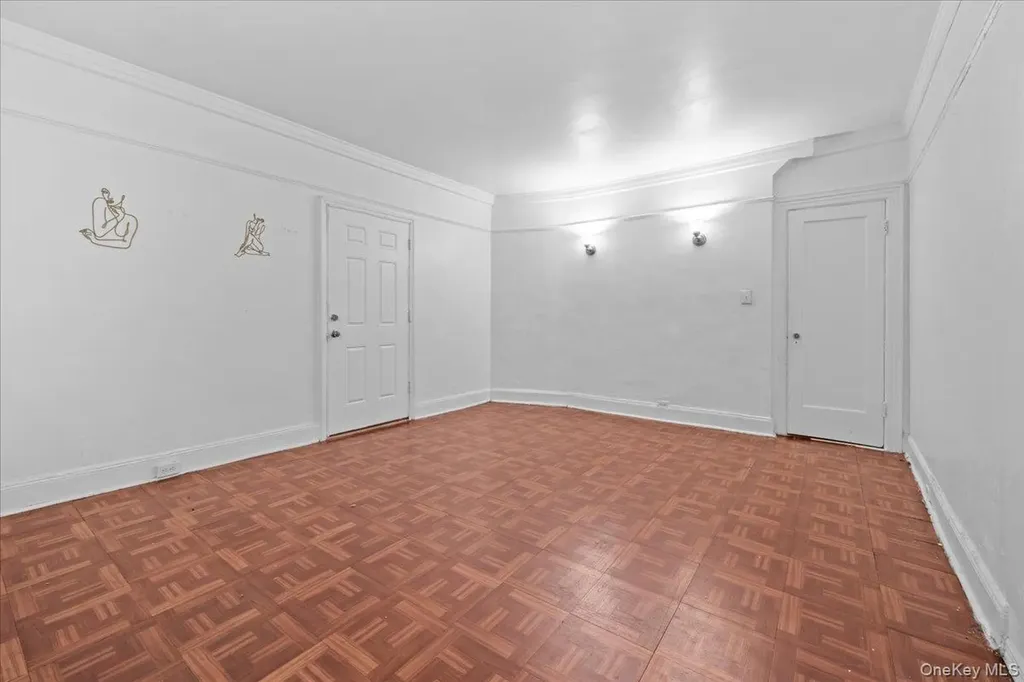 452 Howe Avenue Bronx NY 10473