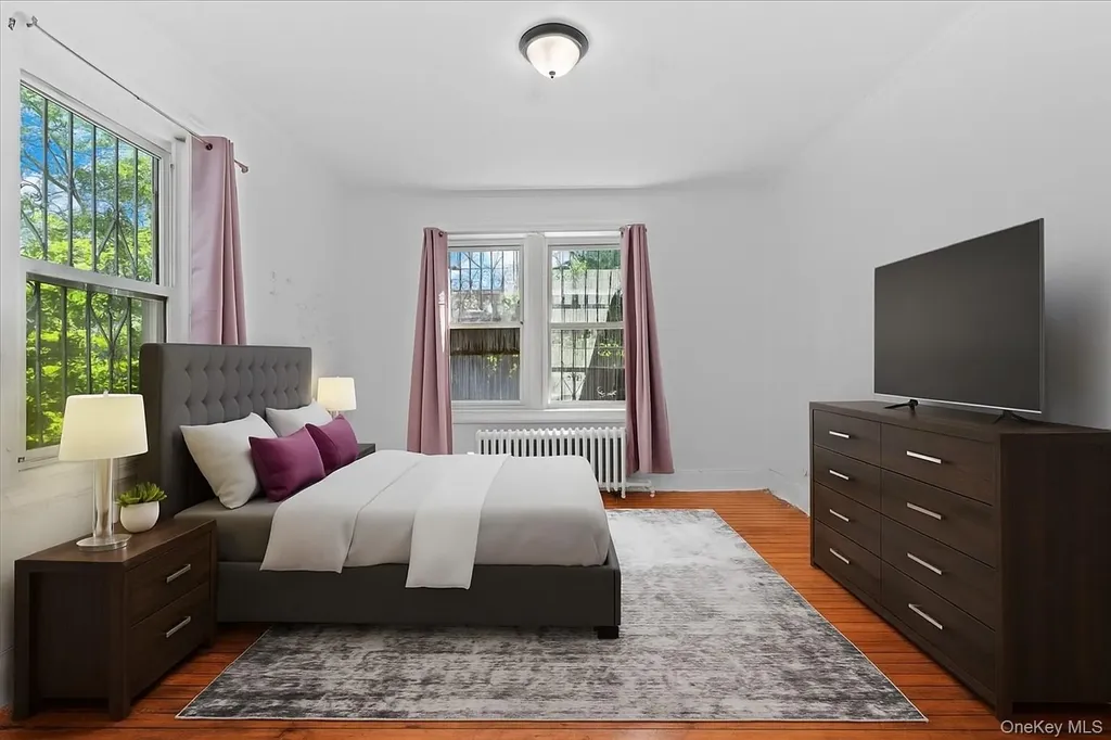 452 Howe Avenue Bronx NY 10473