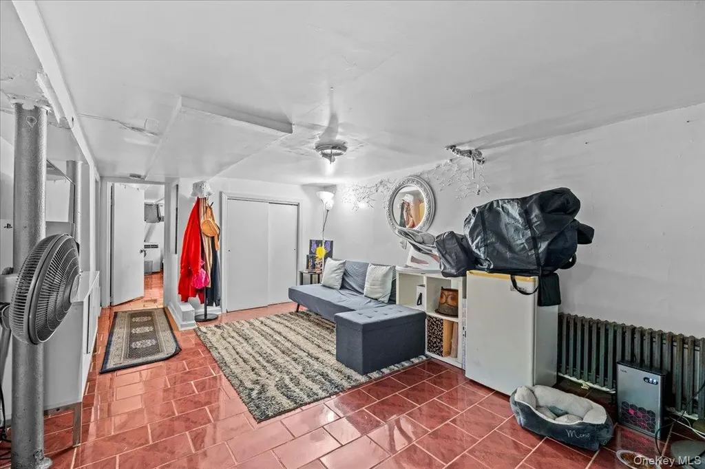 452 Howe Avenue Bronx NY 10473