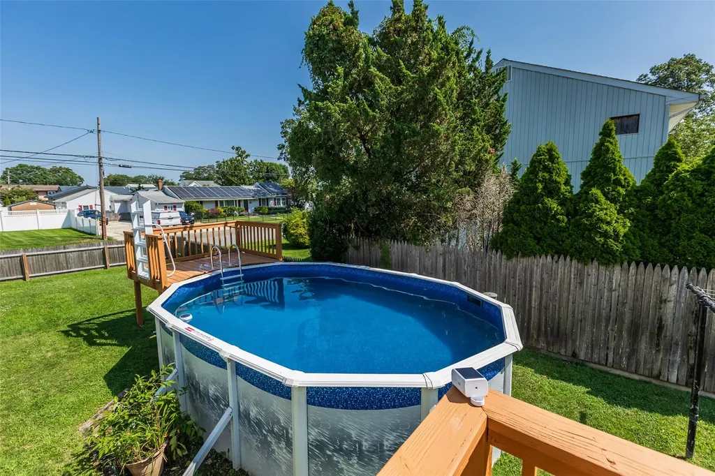 70 11th Avenue West Babylon NY 11704