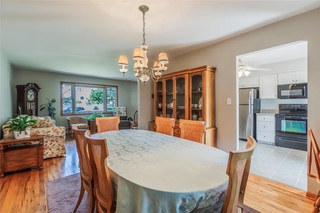 70 11th Avenue West Babylon NY 11704