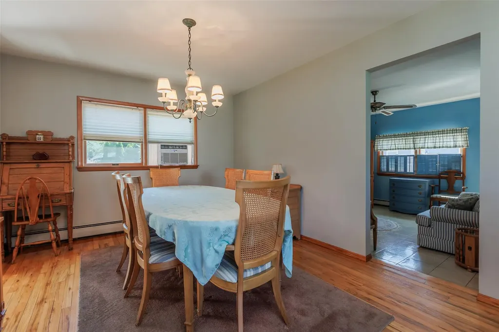 70 11th Avenue West Babylon NY 11704