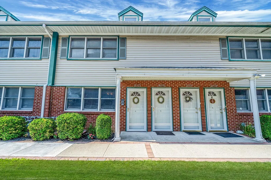 183 Atlantic Avenue Lynbrook NY 11563
