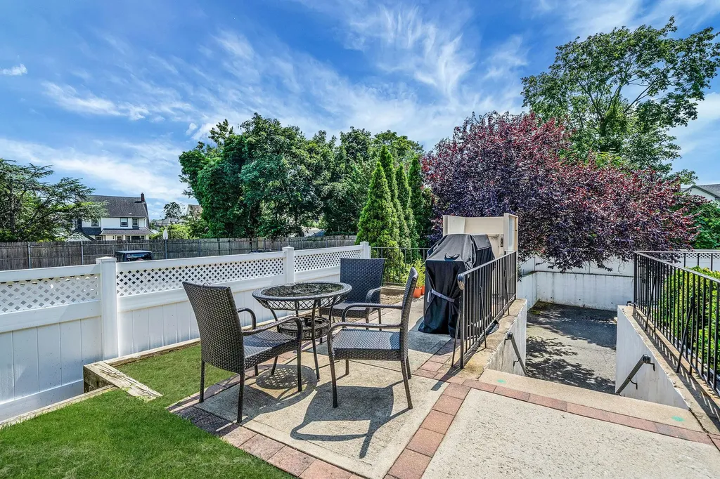 183 Atlantic Avenue Lynbrook NY 11563