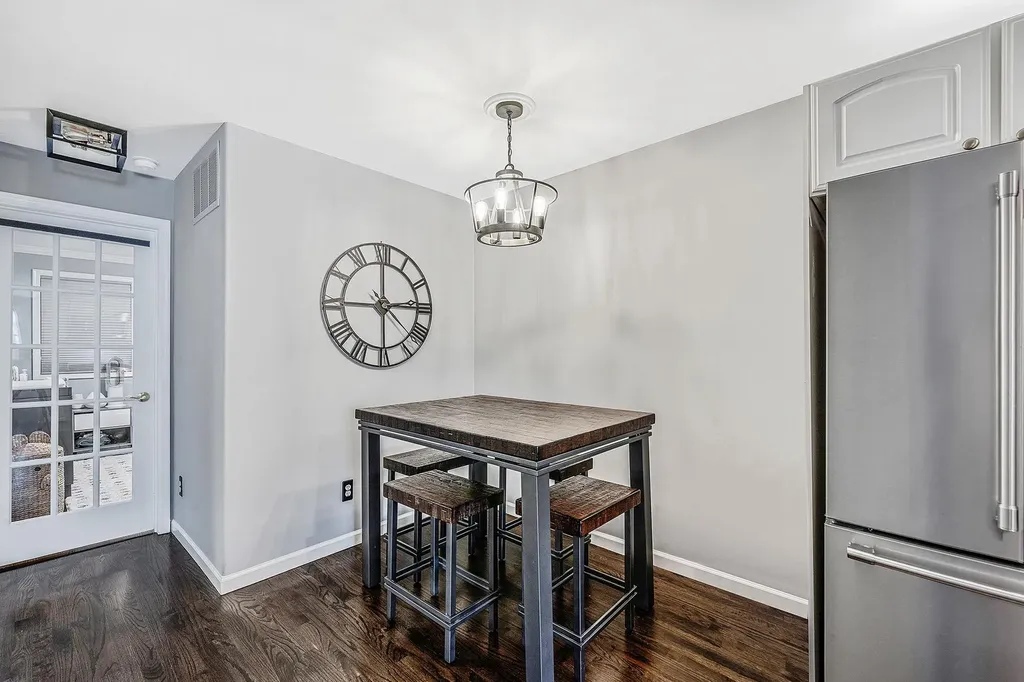 183 Atlantic Avenue Lynbrook NY 11563