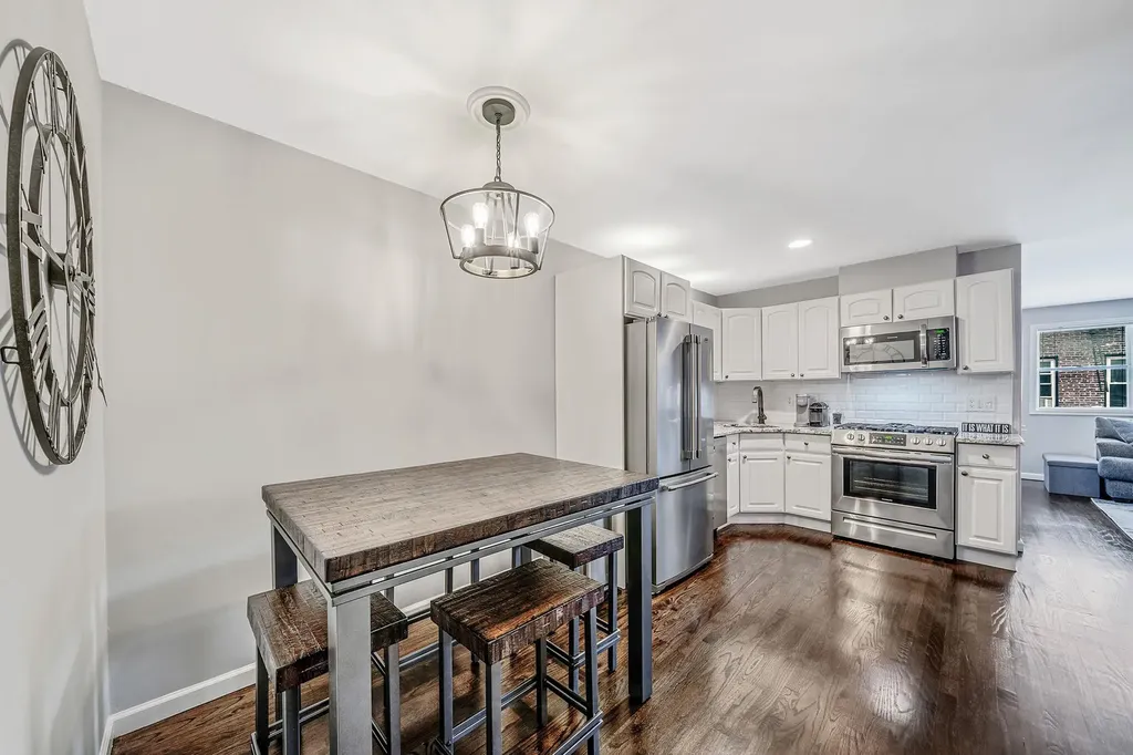 183 Atlantic Avenue Lynbrook NY 11563