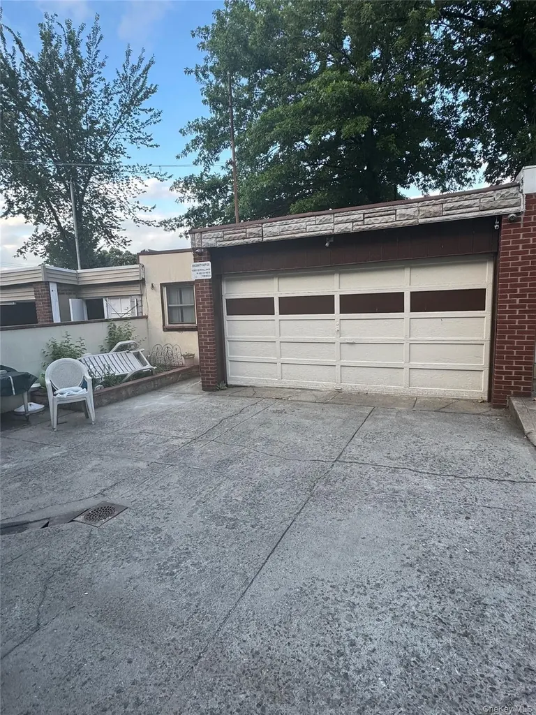 2936 Hone Avenue Bronx NY 10469