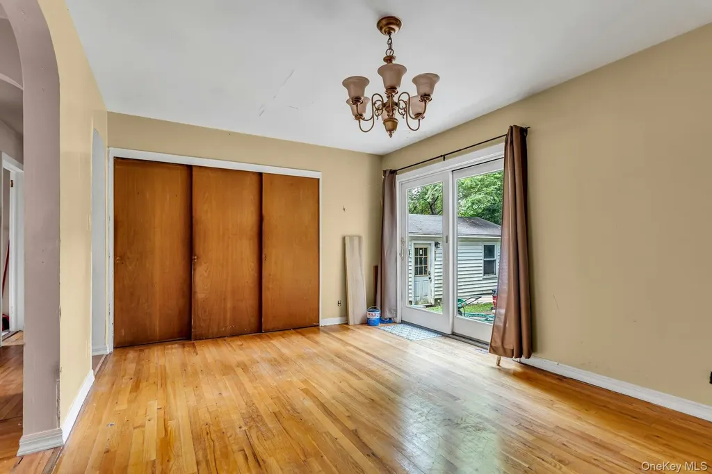 35 Willits Road Glen Cove NY 11542