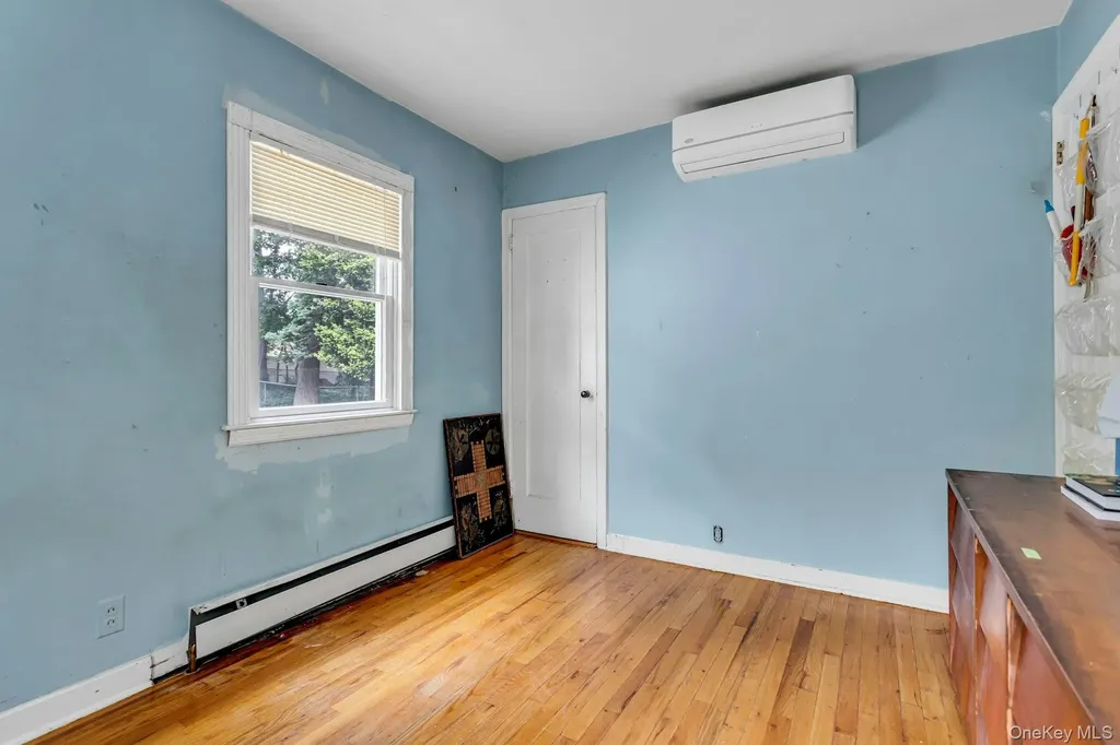 35 Willits Road Glen Cove NY 11542