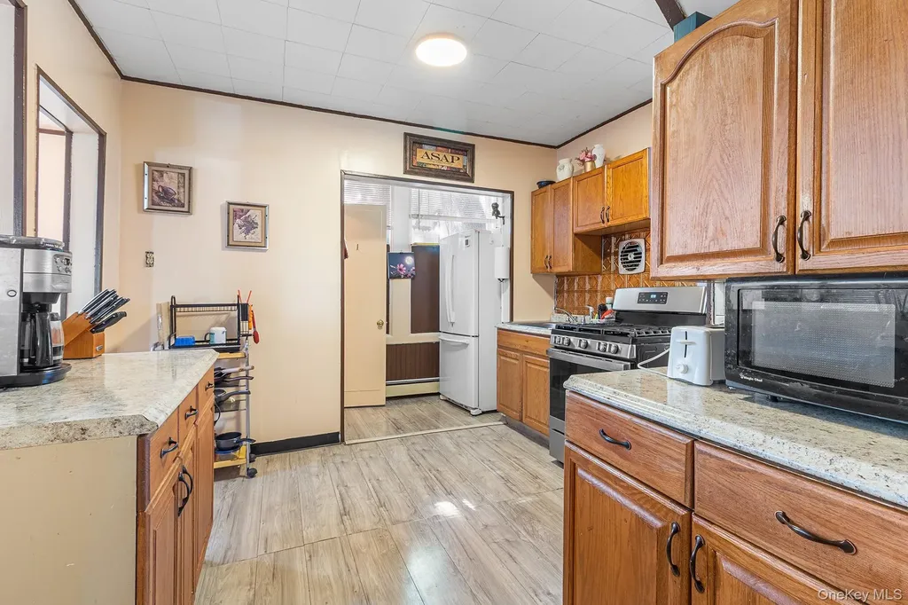 264 Woodworth Avenue Yonkers NY 10701