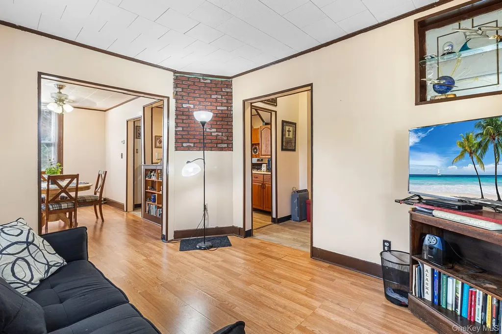 264 Woodworth Avenue Yonkers NY 10701