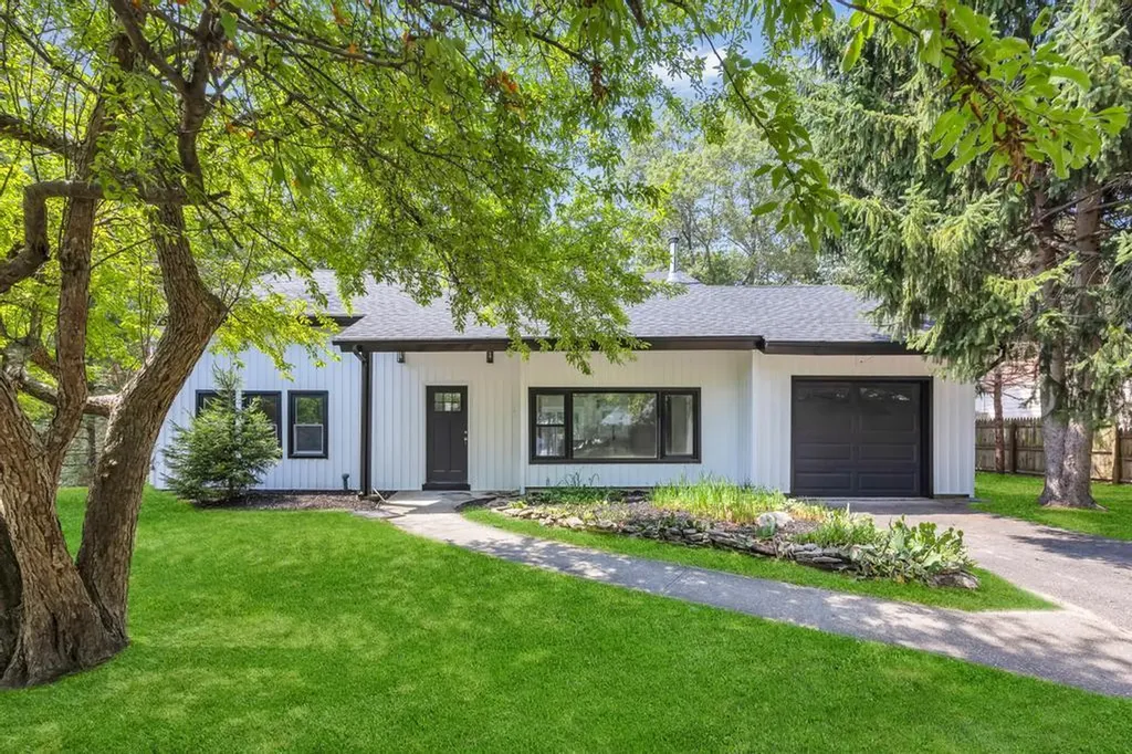 14 Sequoia Drive Coram NY 11727