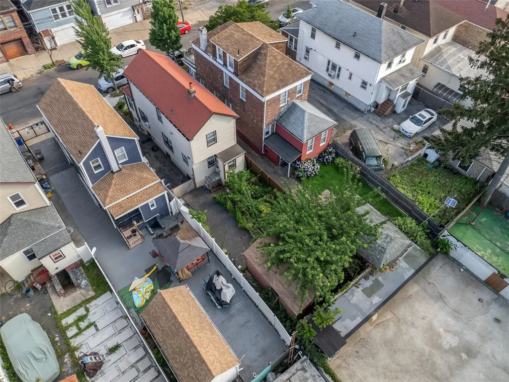 2121 Quimby Avenue Bronx NY 10473
