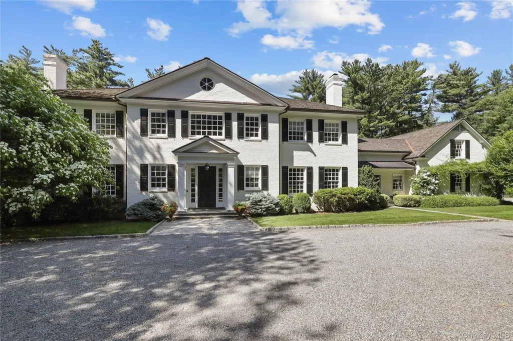 18 Oregon Road Bedford Corners NY 10549