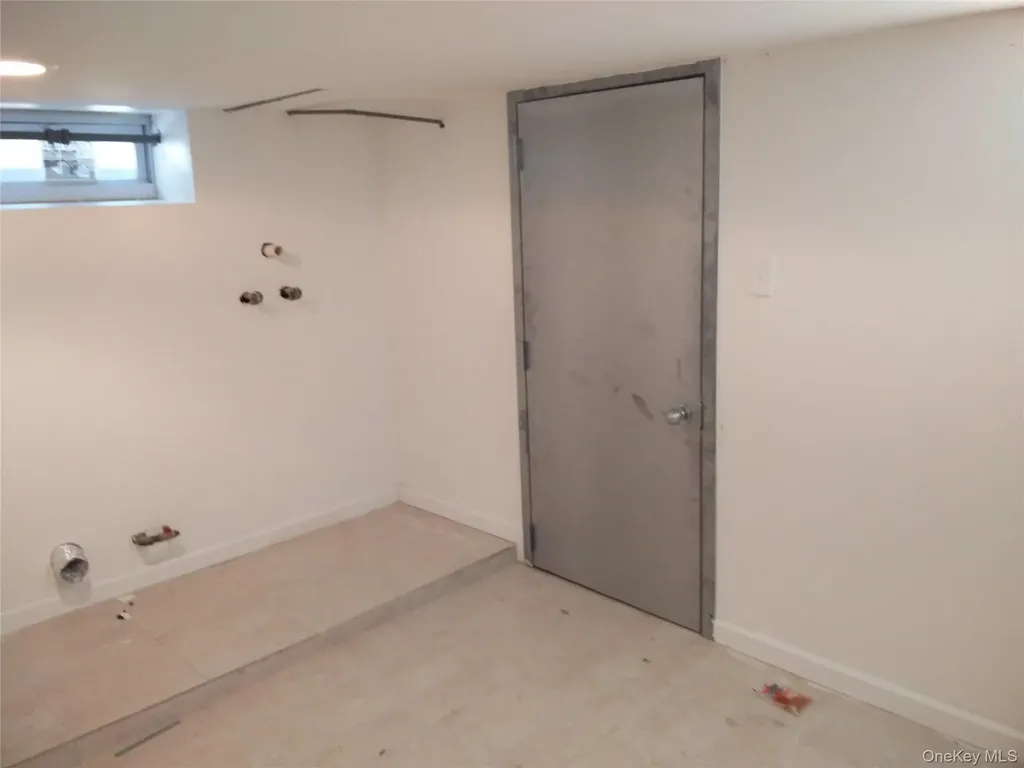 3312 Barker Avenue Bronx NY 10467