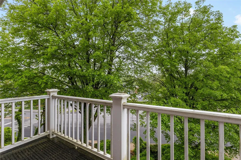 1050 Boston Post Road Rye NY 10580
