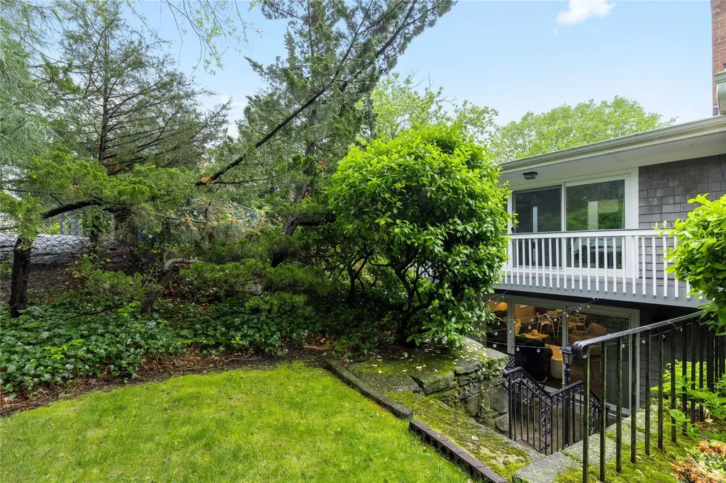 1050 Boston Post Road Rye NY 10580