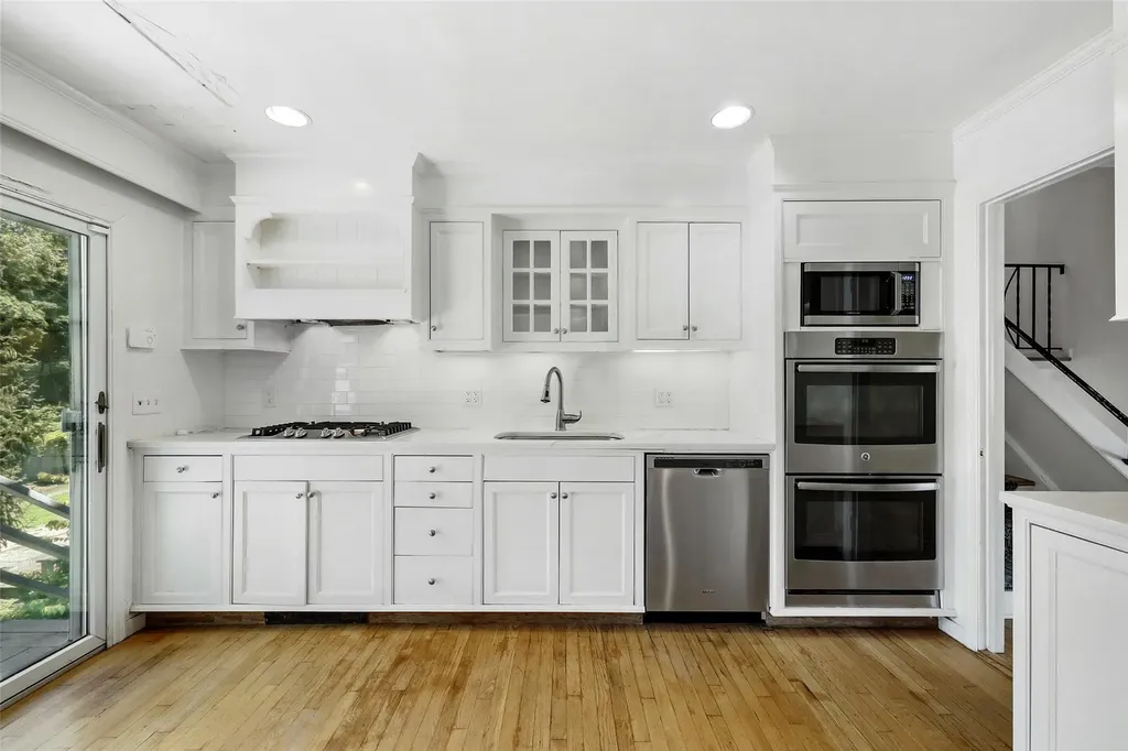 71 Apawamis Avenue Rye NY 10580