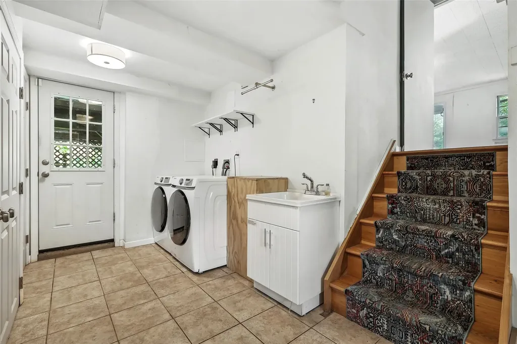 71 Apawamis Avenue Rye NY 10580
