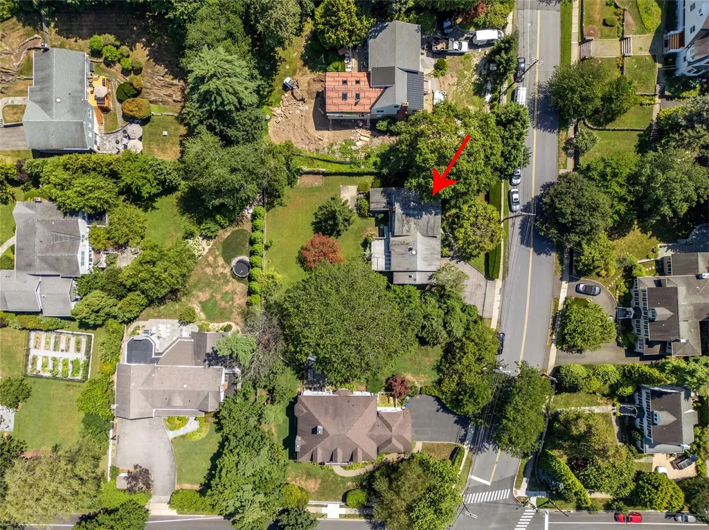 71 Apawamis Avenue Rye NY 10580