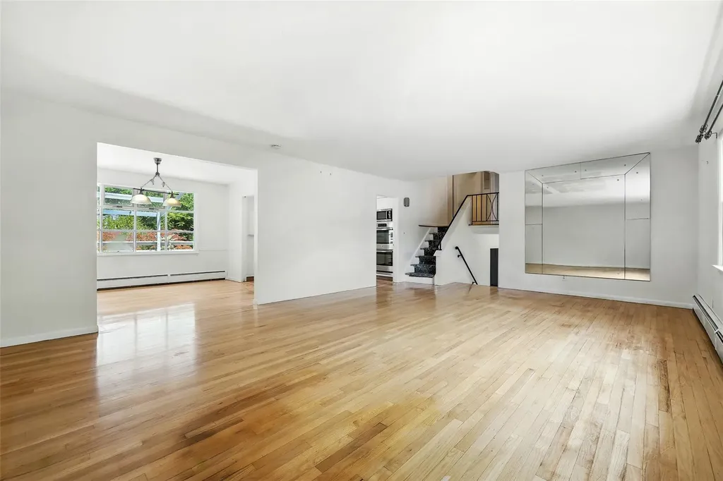 71 Apawamis Avenue Rye NY 10580