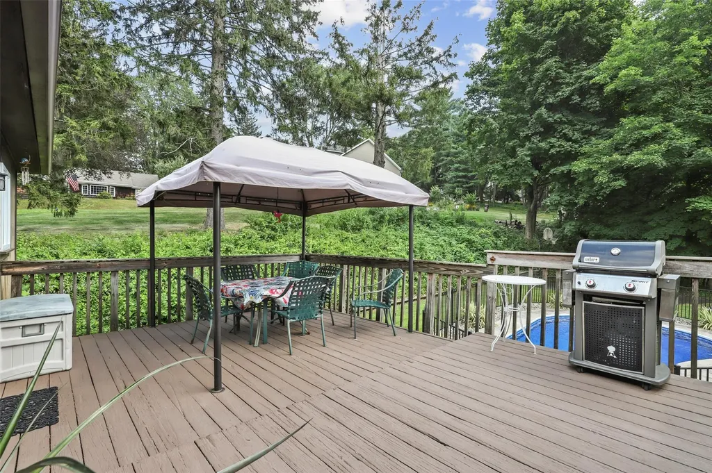 287 Union Valley Road Mahopac NY 10541
