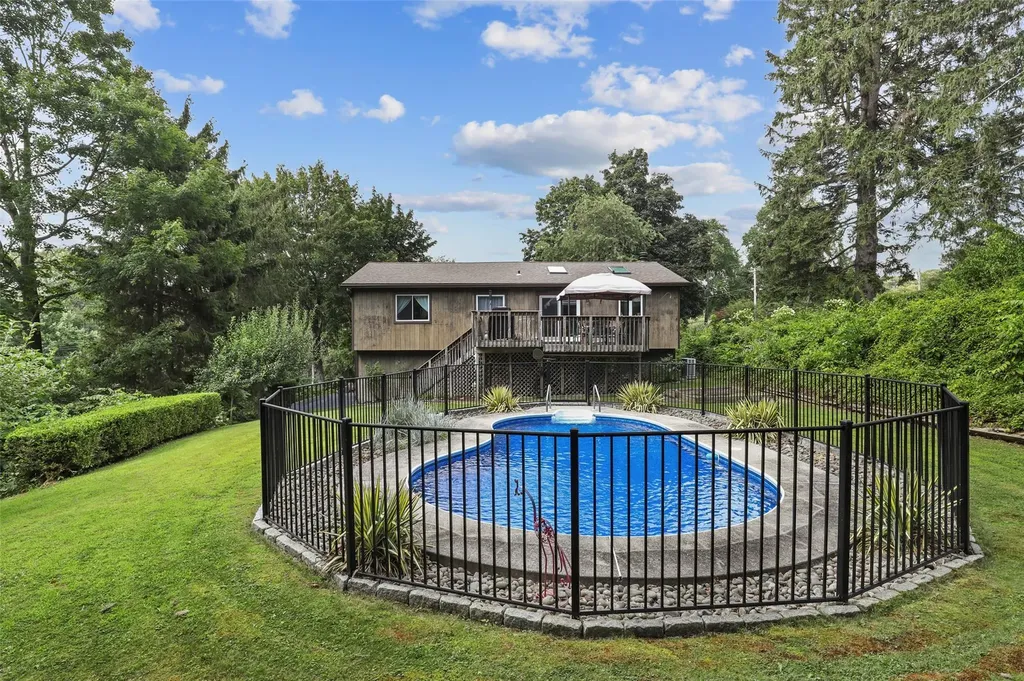 287 Union Valley Road Mahopac NY 10541