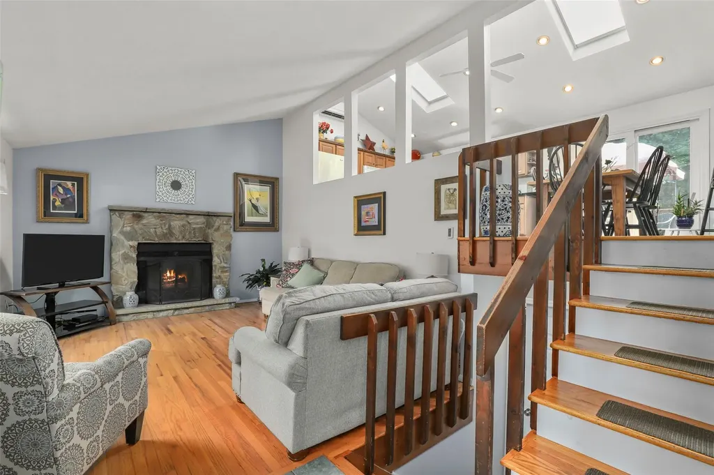 287 Union Valley Road Mahopac NY 10541