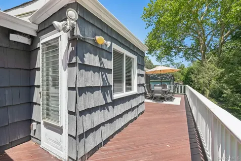 3 Old Farm Circle White Plains NY 10605