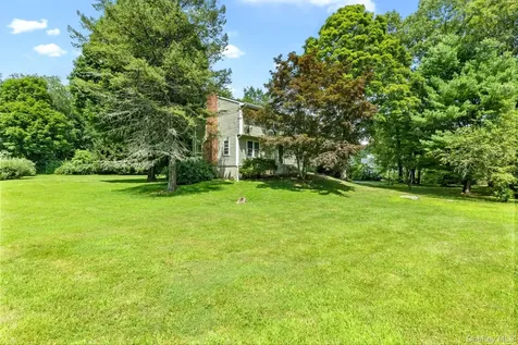 8 Old Pound Road Pound Ridge NY 10576