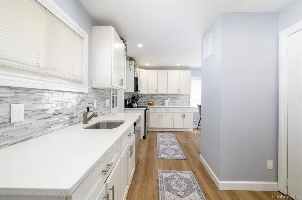 44 Tyler Street Freeport NY 11520