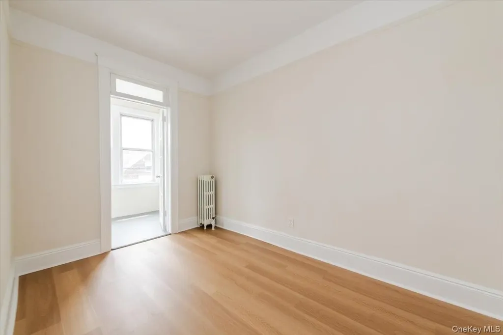 959 Van Nest Avenue Bronx NY 10462