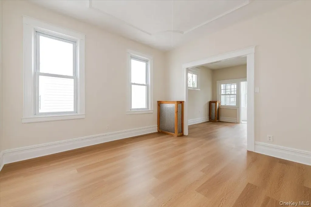 959 Van Nest Avenue Bronx NY 10462