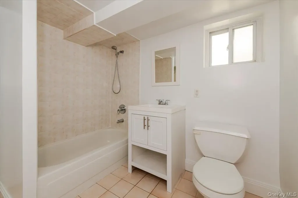 959 Van Nest Avenue Bronx NY 10462