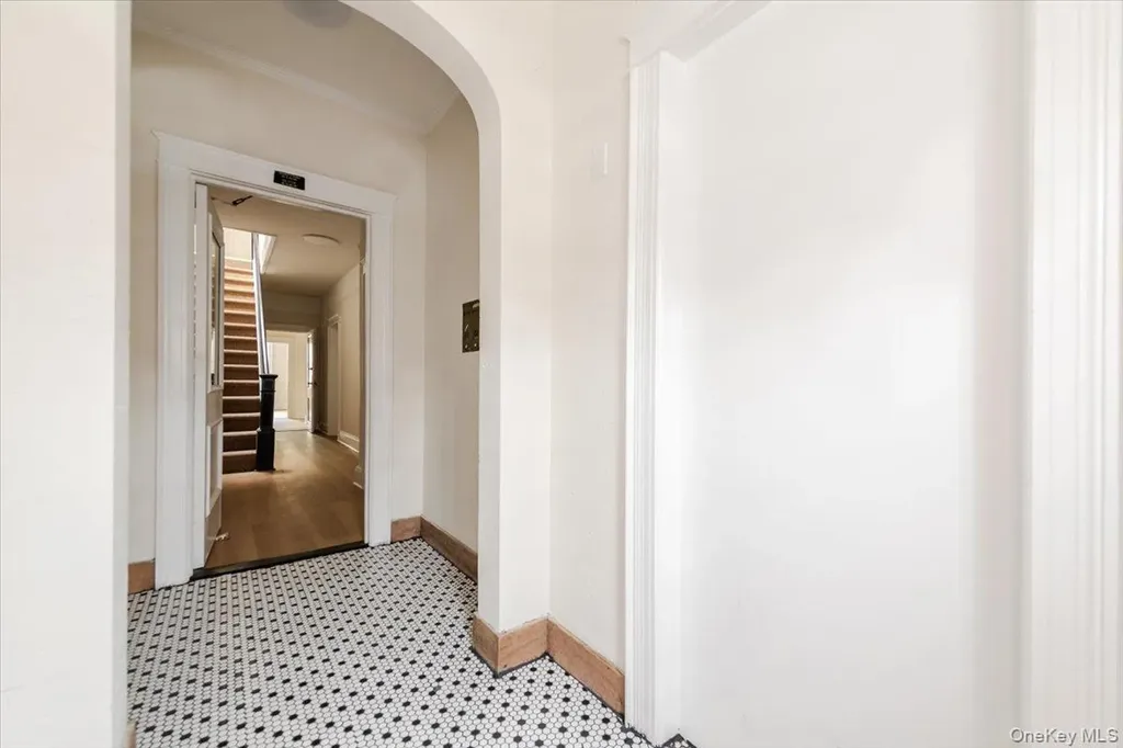 959 Van Nest Avenue Bronx NY 10462