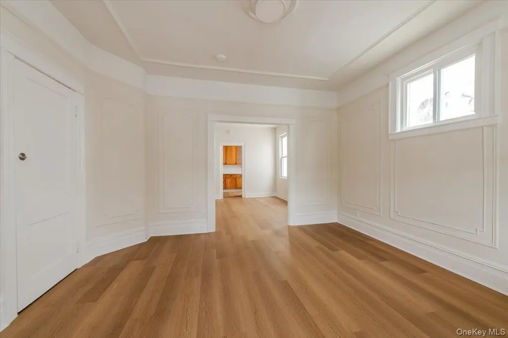 959 Van Nest Avenue Bronx NY 10462