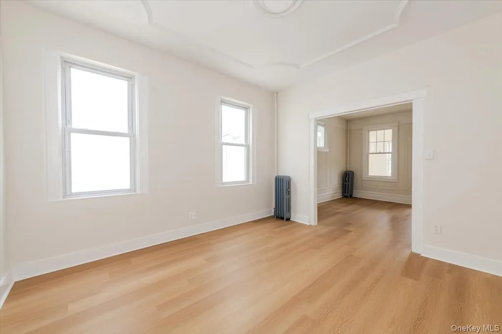 959 Van Nest Avenue Bronx NY 10462
