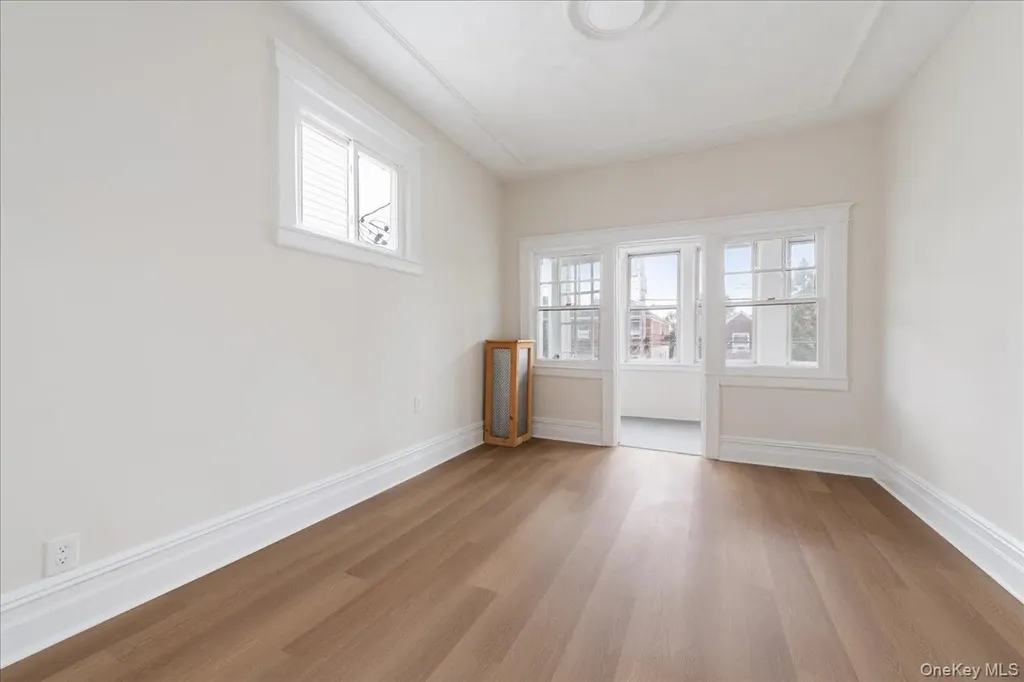 959 Van Nest Avenue Bronx NY 10462