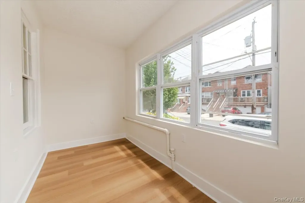 959 Van Nest Avenue Bronx NY 10462
