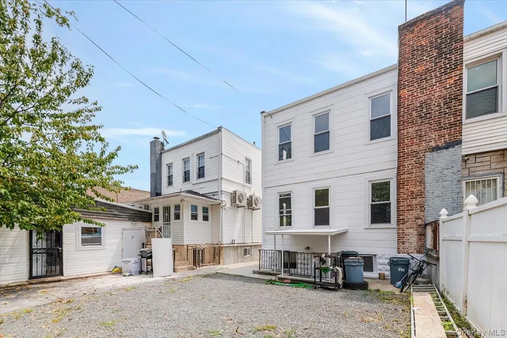 959 Van Nest Avenue Bronx NY 10462