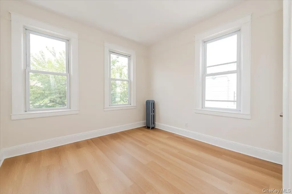 959 Van Nest Avenue Bronx NY 10462