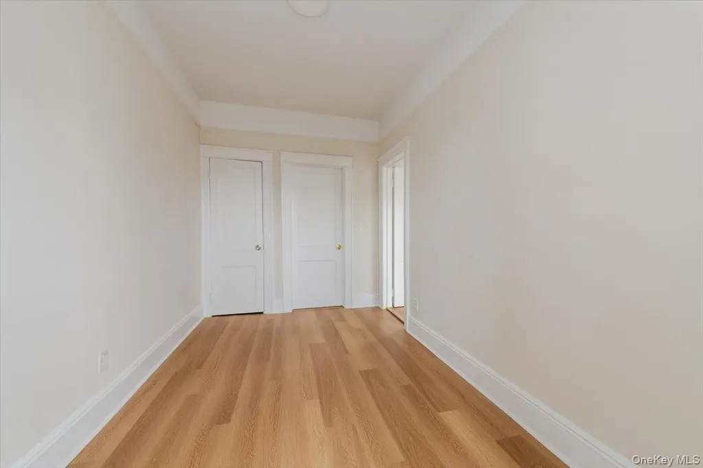 959 Van Nest Avenue Bronx NY 10462