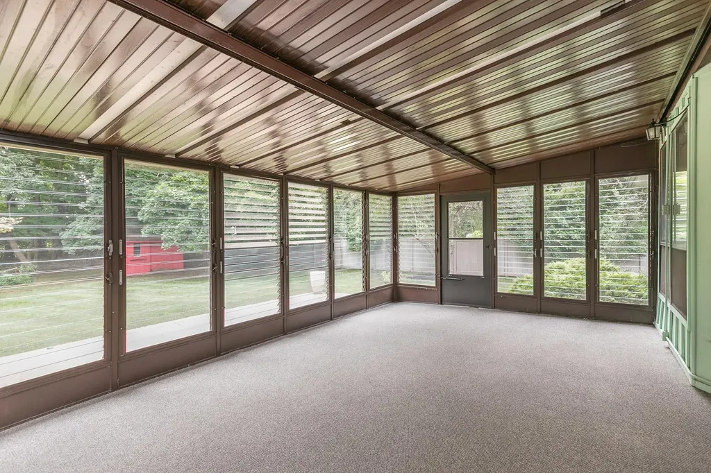 4 Half Acre Court Smithtown NY 11787