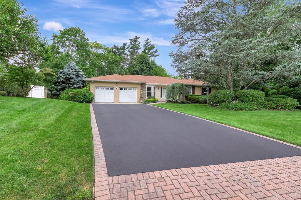 4 Half Acre Court Smithtown NY 11787