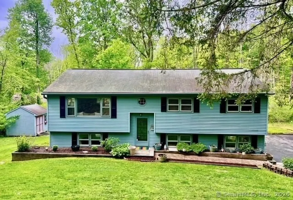 7 Varian Drive Danbury CT 06811