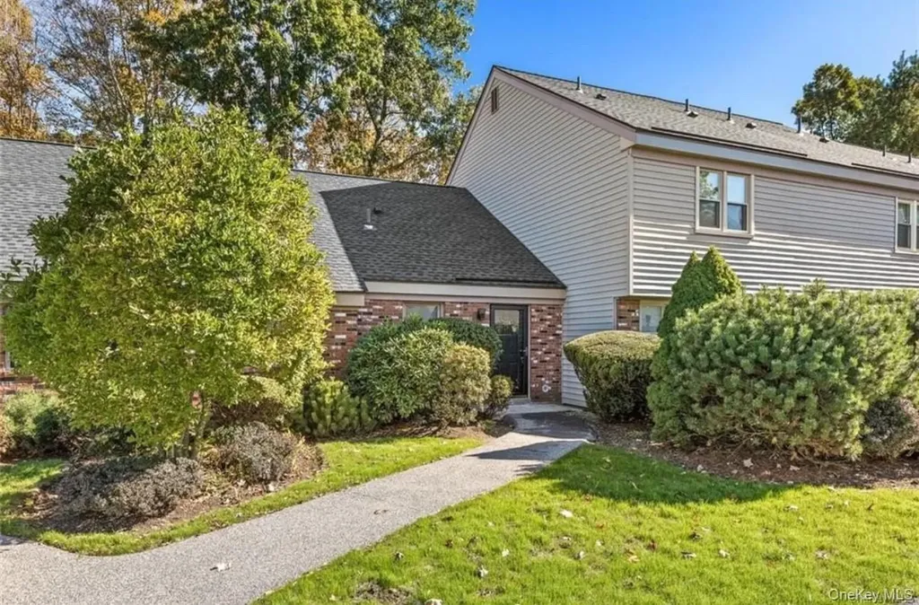 179 Heritage Hills Somers NY 10589